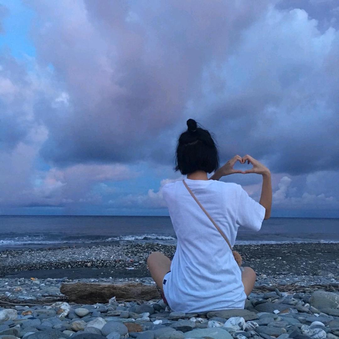 单眼皮小姐姐