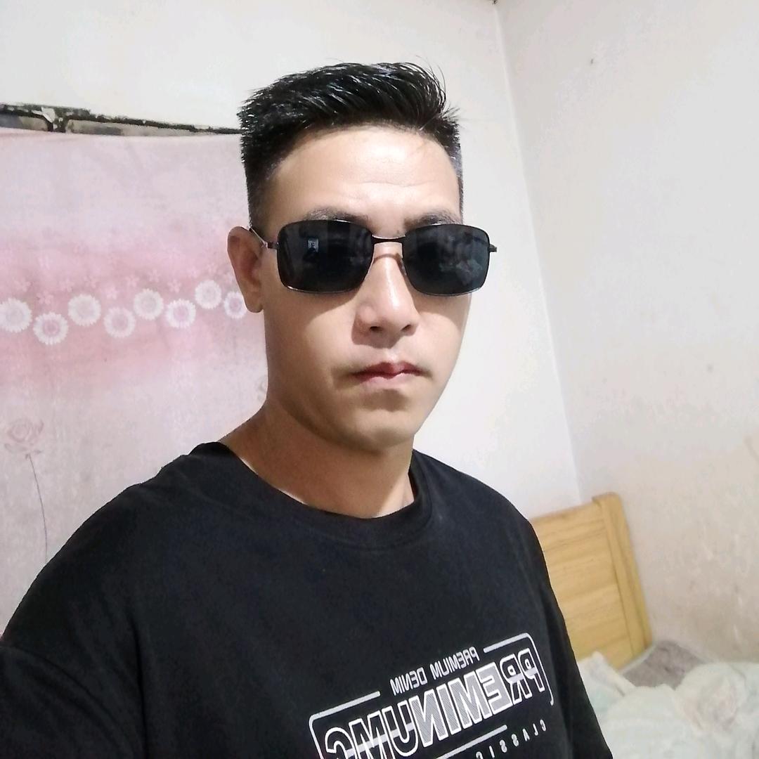 ^山在等海，单亲爸爸