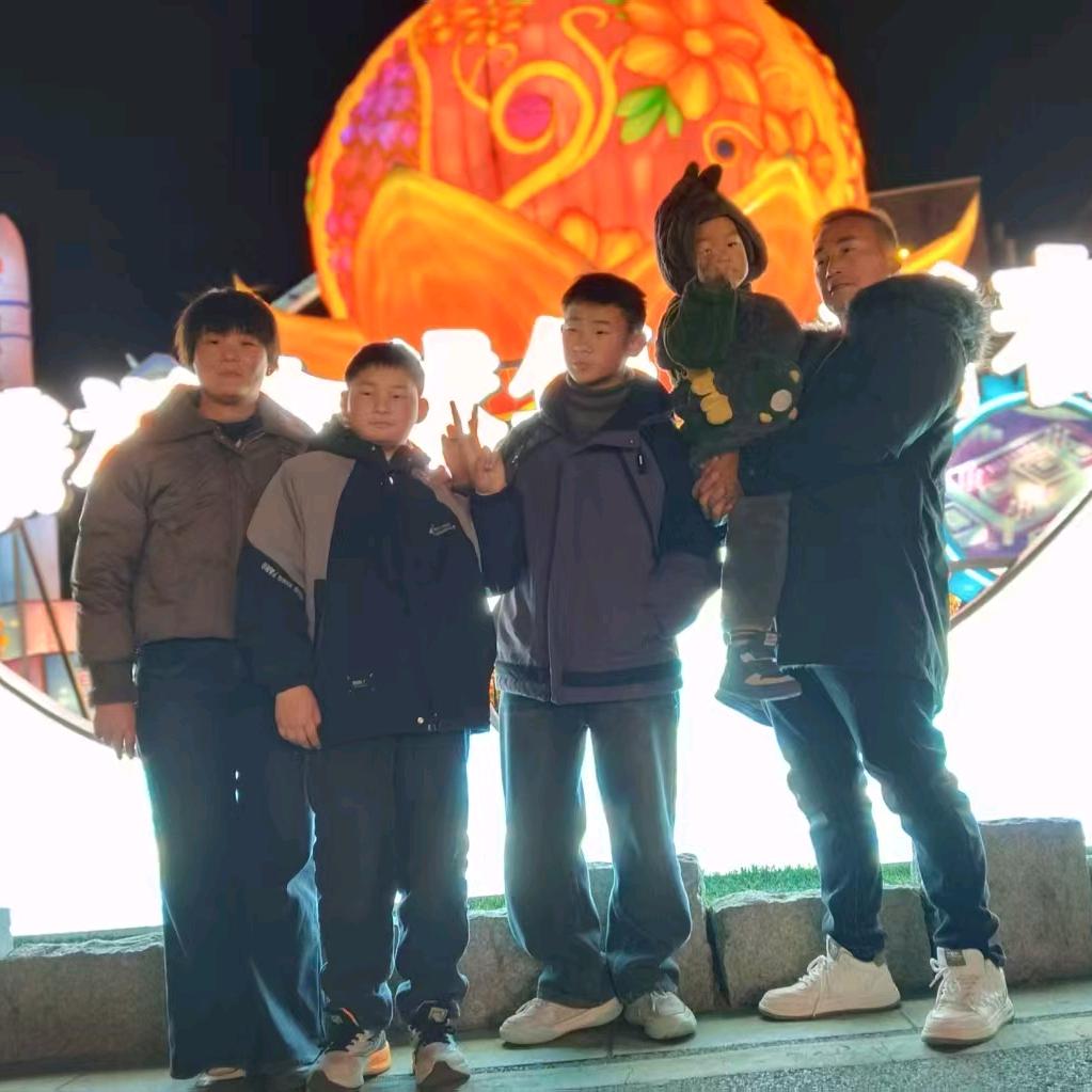 傲然松立🇨🇳徐风知我意