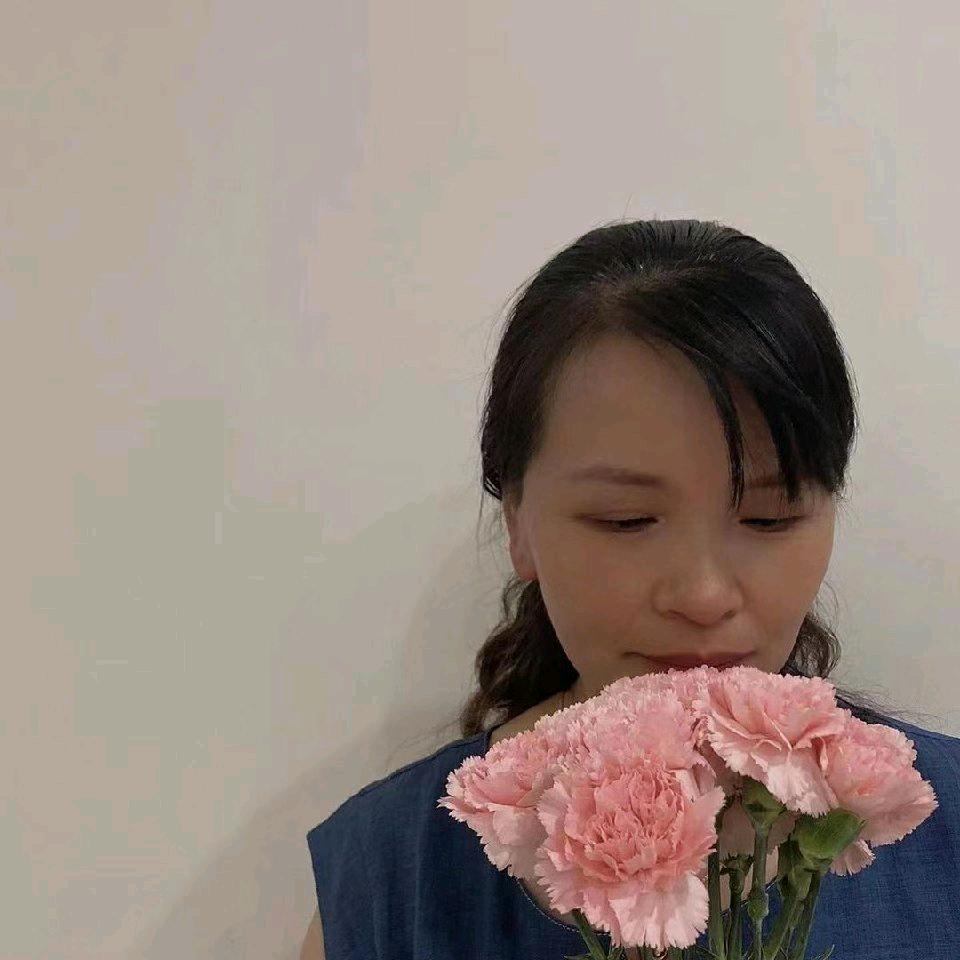 英子