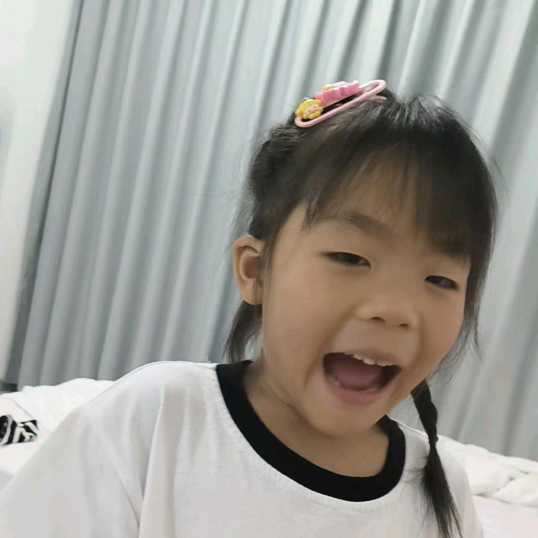 招财进宝小佳妮