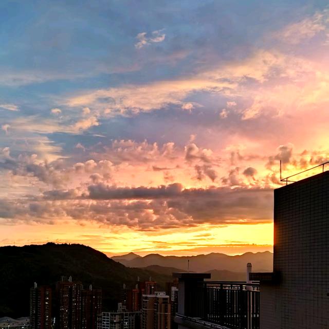 小婷☘️（一路陪周⁰⁹¹⁰）