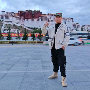 用户@75315924681981