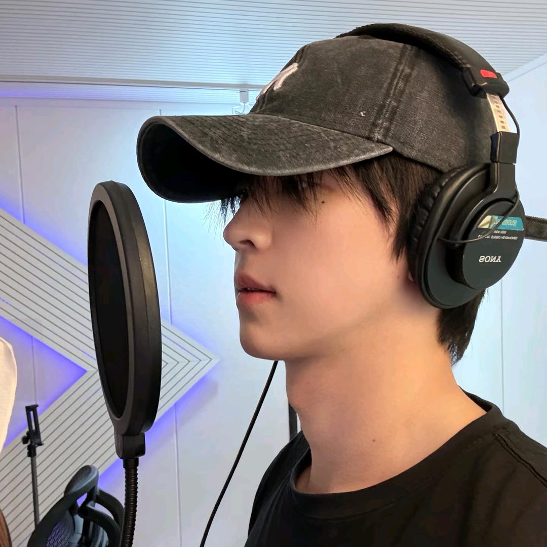 小雨天🌈（见过紫棋，杰哥好多次版本）