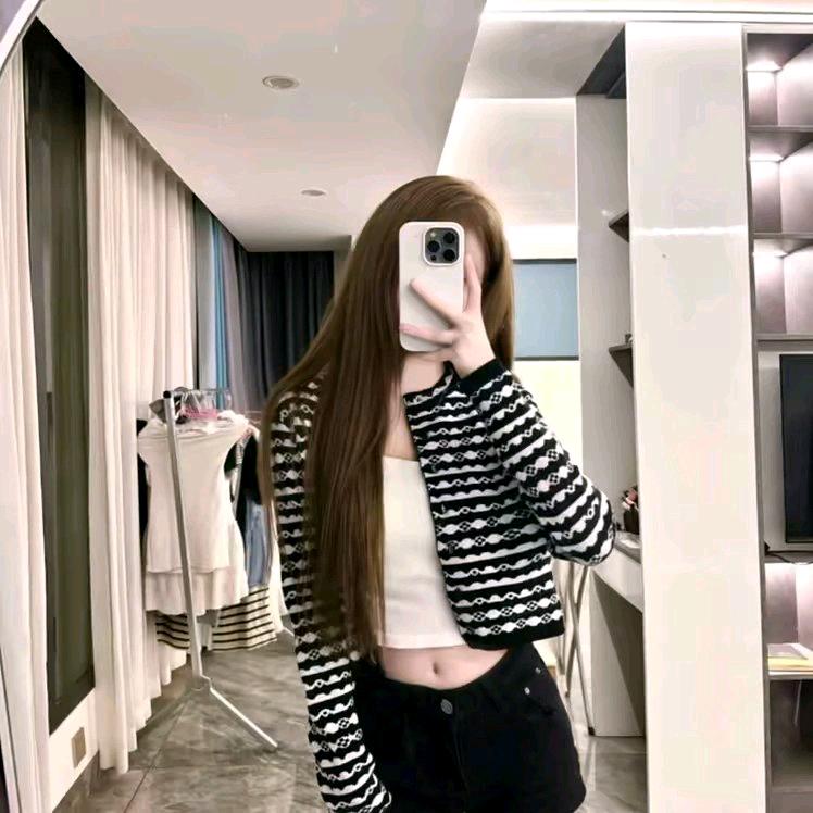 赵   财   女💞
