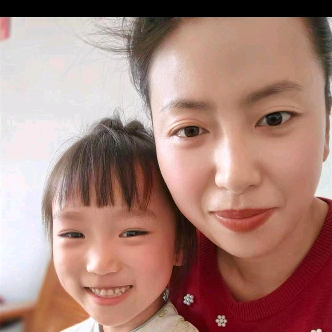 爱笑的男孩