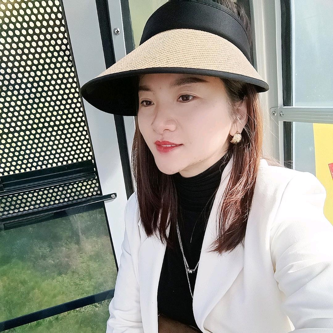 爱笑的女孩❤️