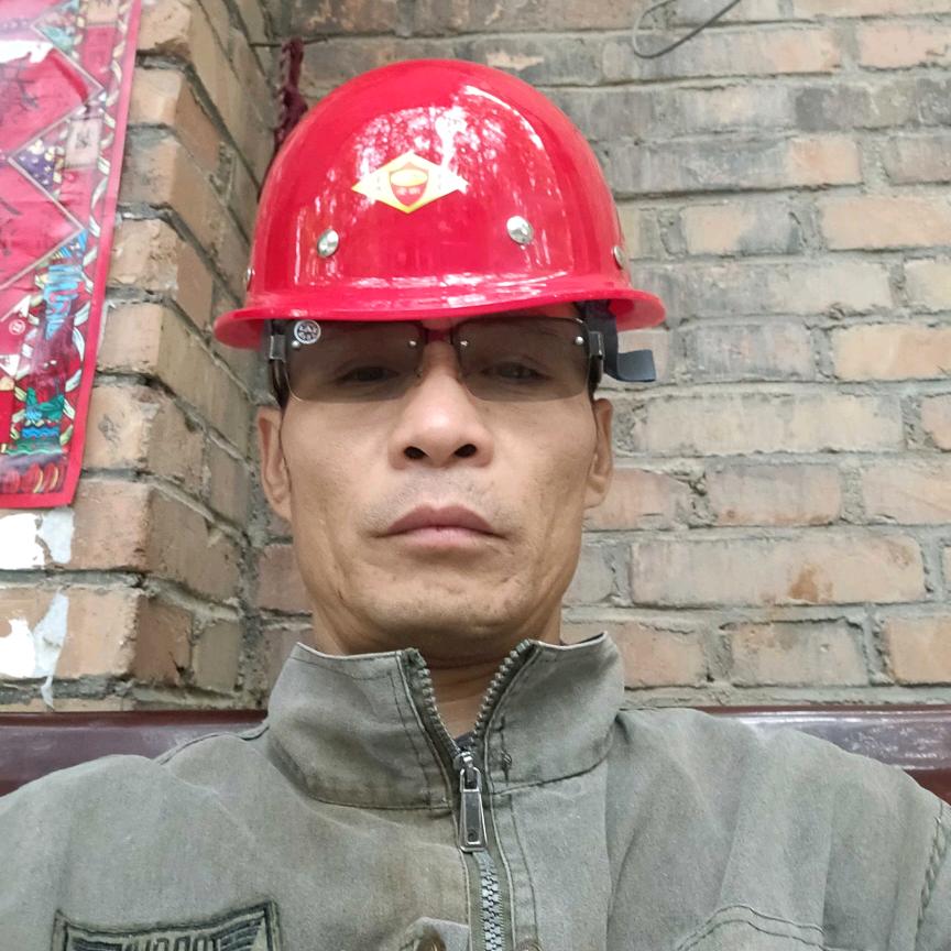 专业砸墙拆除，改窗户门，铲墙皮，改大门