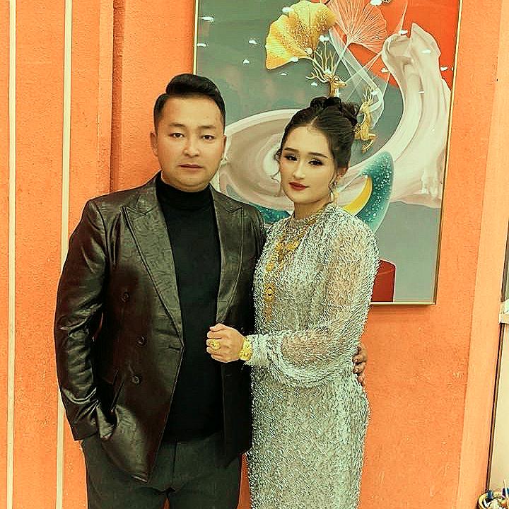 苏迪耶姆服装店