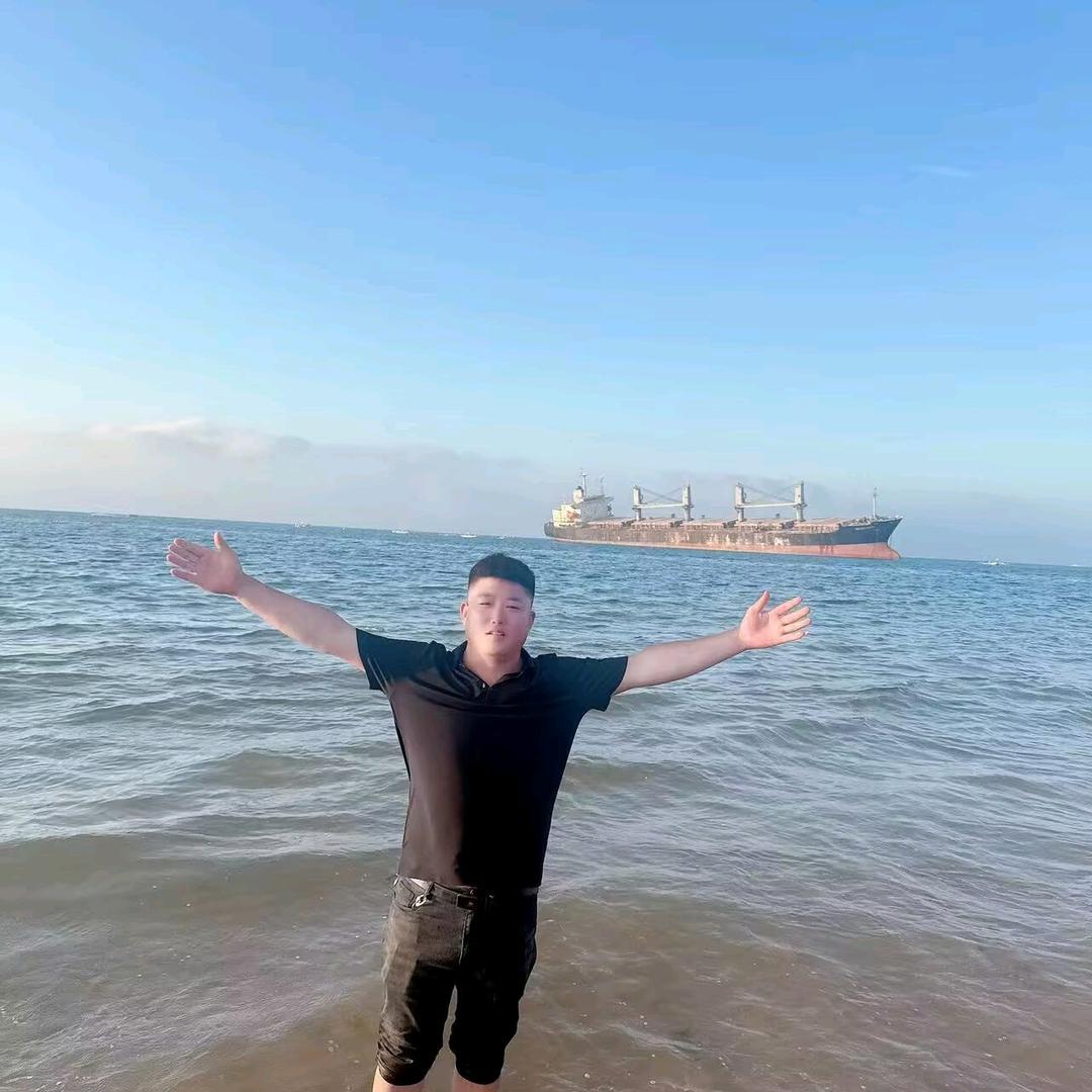 浓眉大眼