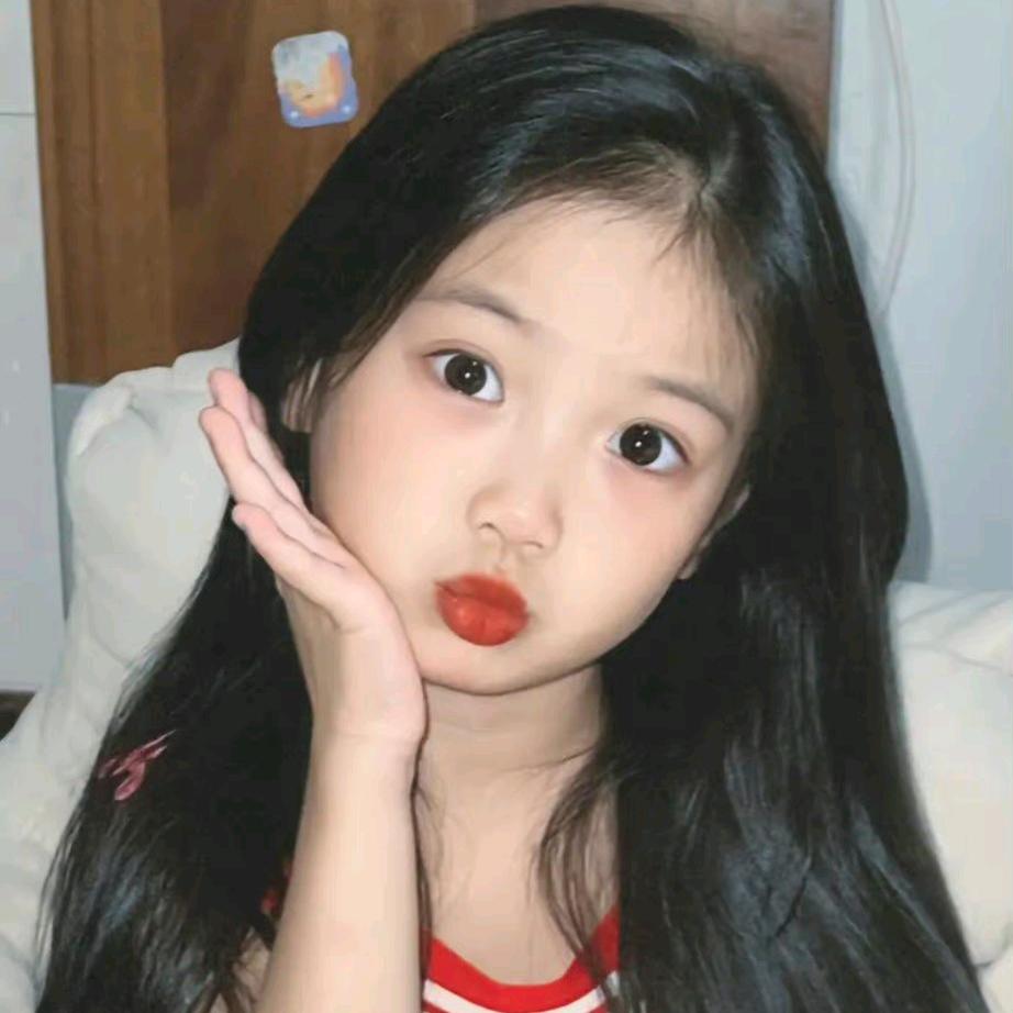 豪门里的假千金