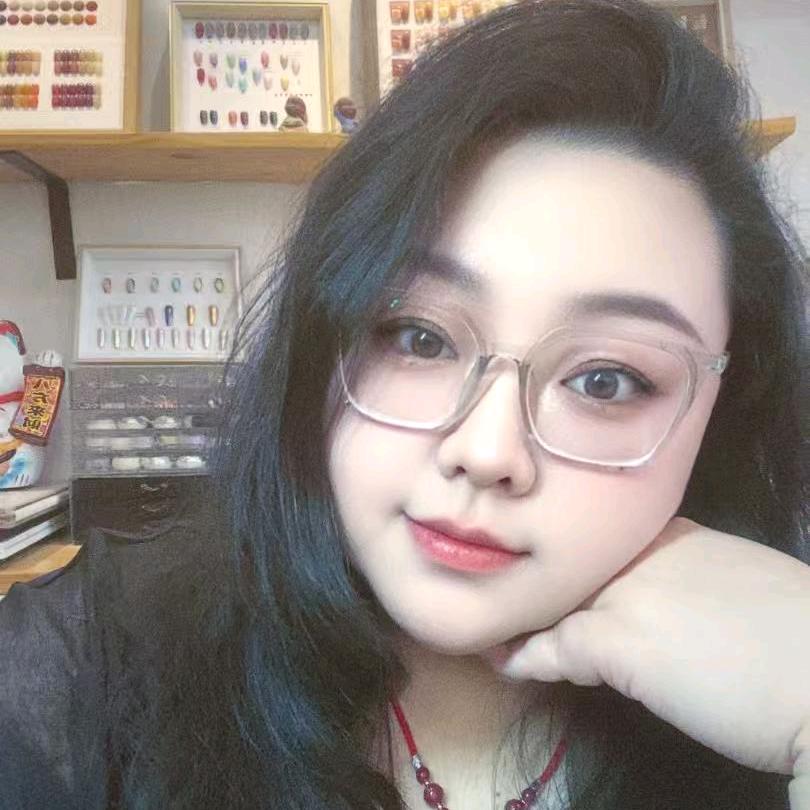 左手美甲师 【苏苏】