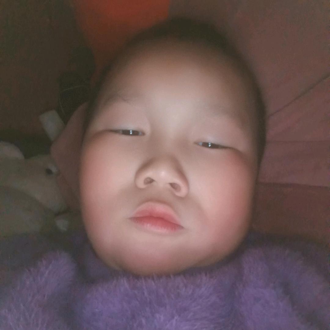 开心的帅哥哥