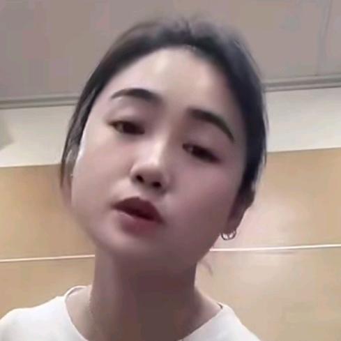 折翼的天使杨佩