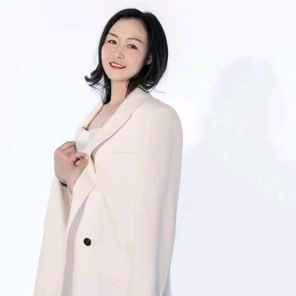 昭通门窗小姐姐