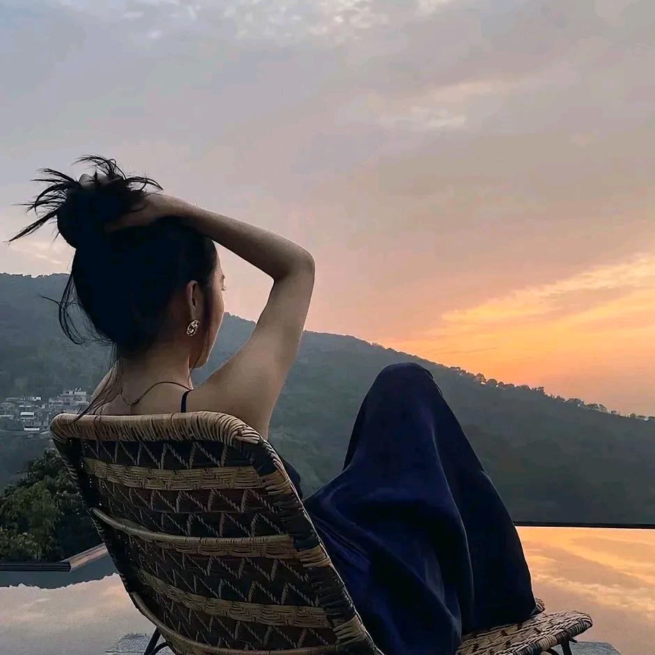 尝遍帅哥的嘴