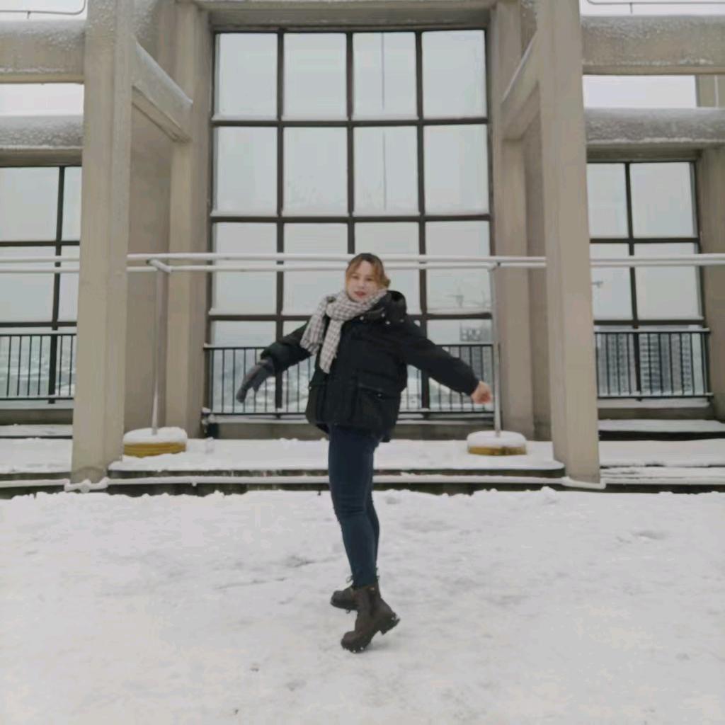 梁老师-常德薰风致远羽毛球馆