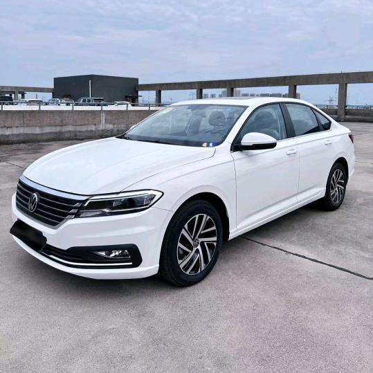 亲民二手车批发裴姐