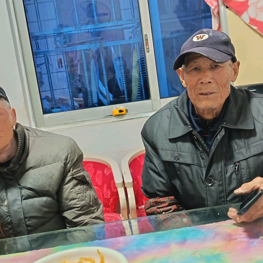 龙哥