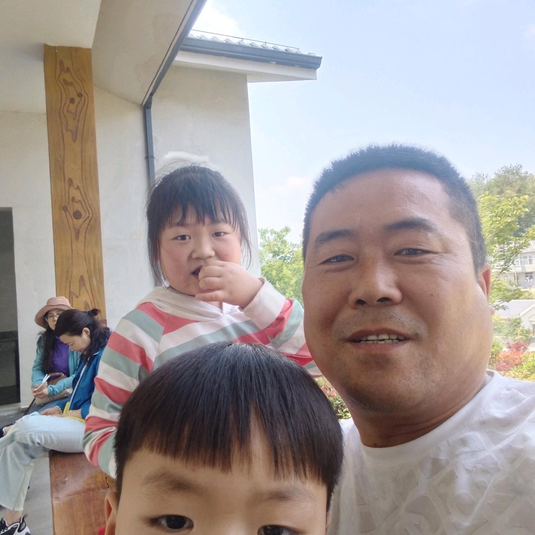 水泥哥（记录生活）