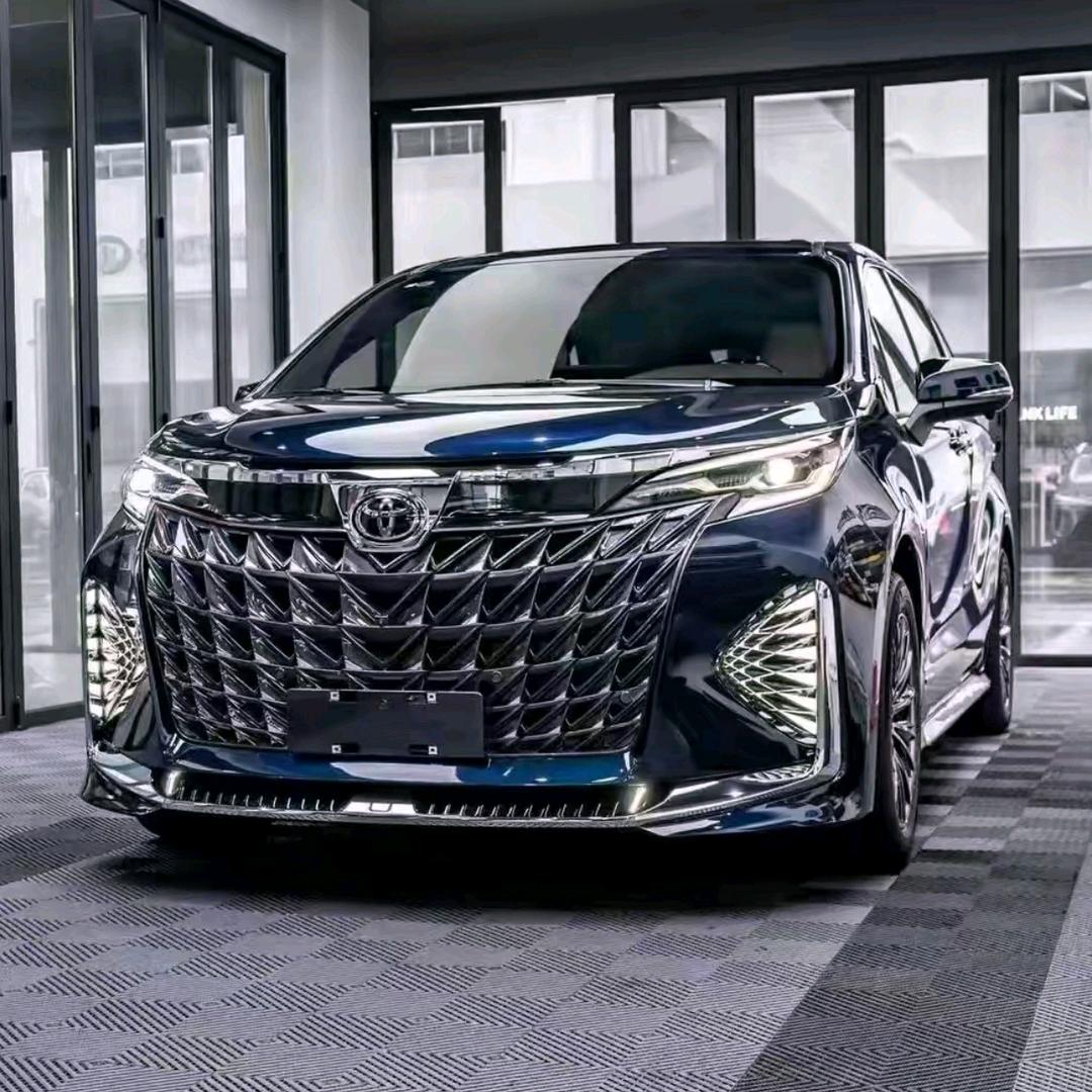 M先生🉐格瑞维亚