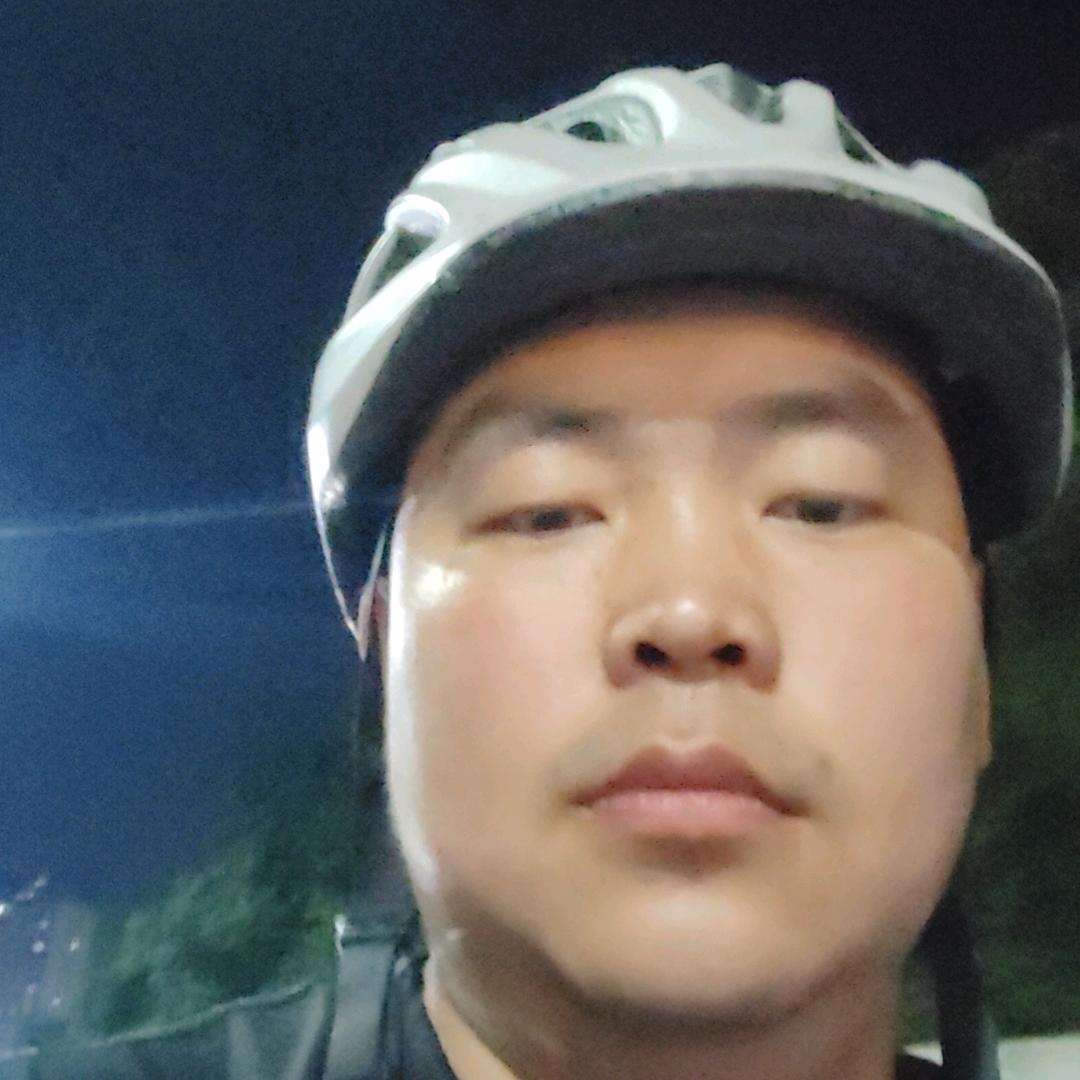 骑UY的喻三娃（滴滴代驾）