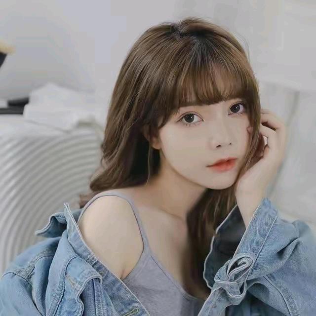 爱笑的田田
