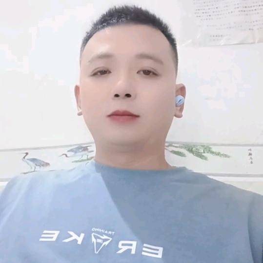 小可爱（豆豆）😄