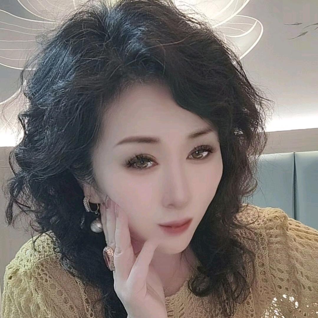 玫瑰在音乐中绽放