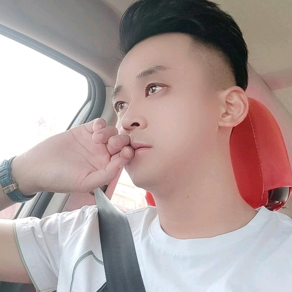 张小欠