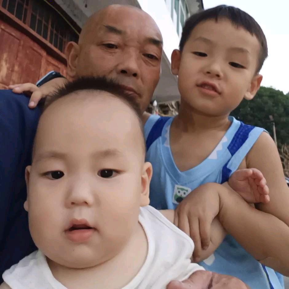 久伴我还是酒在伴我