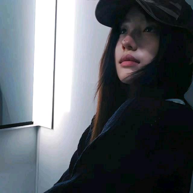 不爱吃青椒的小新