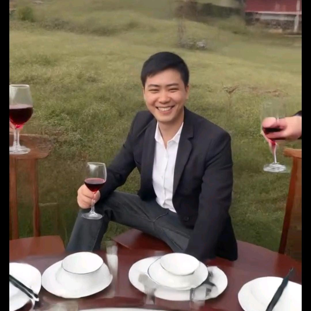 杨杨德亿