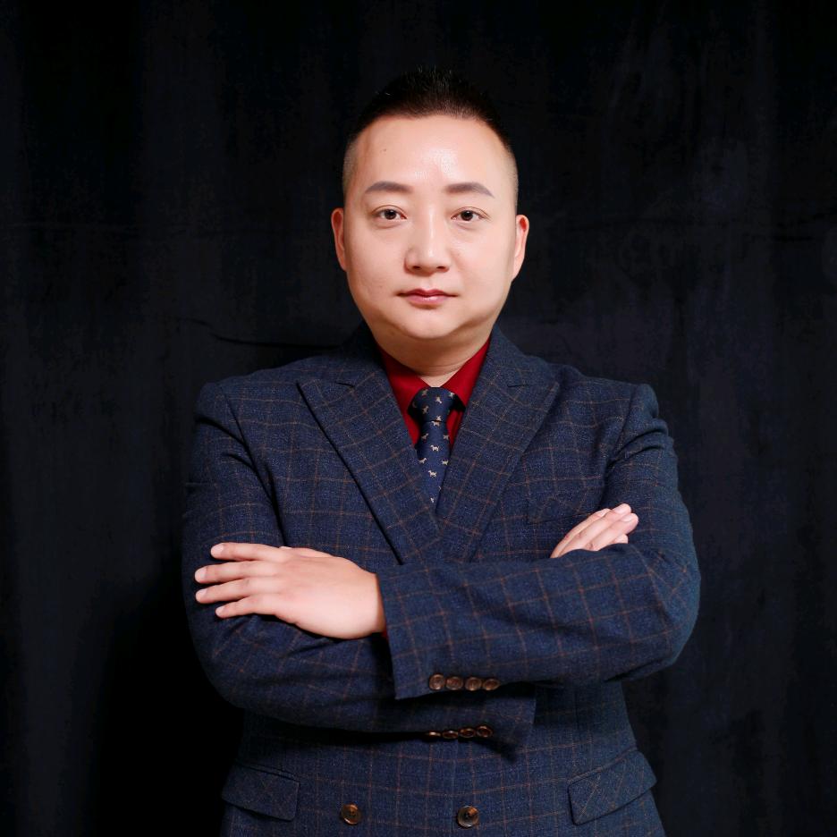 佩林教育.讲升学规划的肖老师