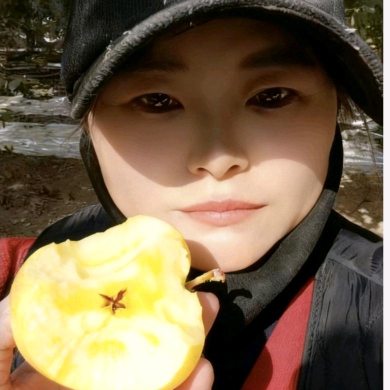 红旗坡果农丽丽