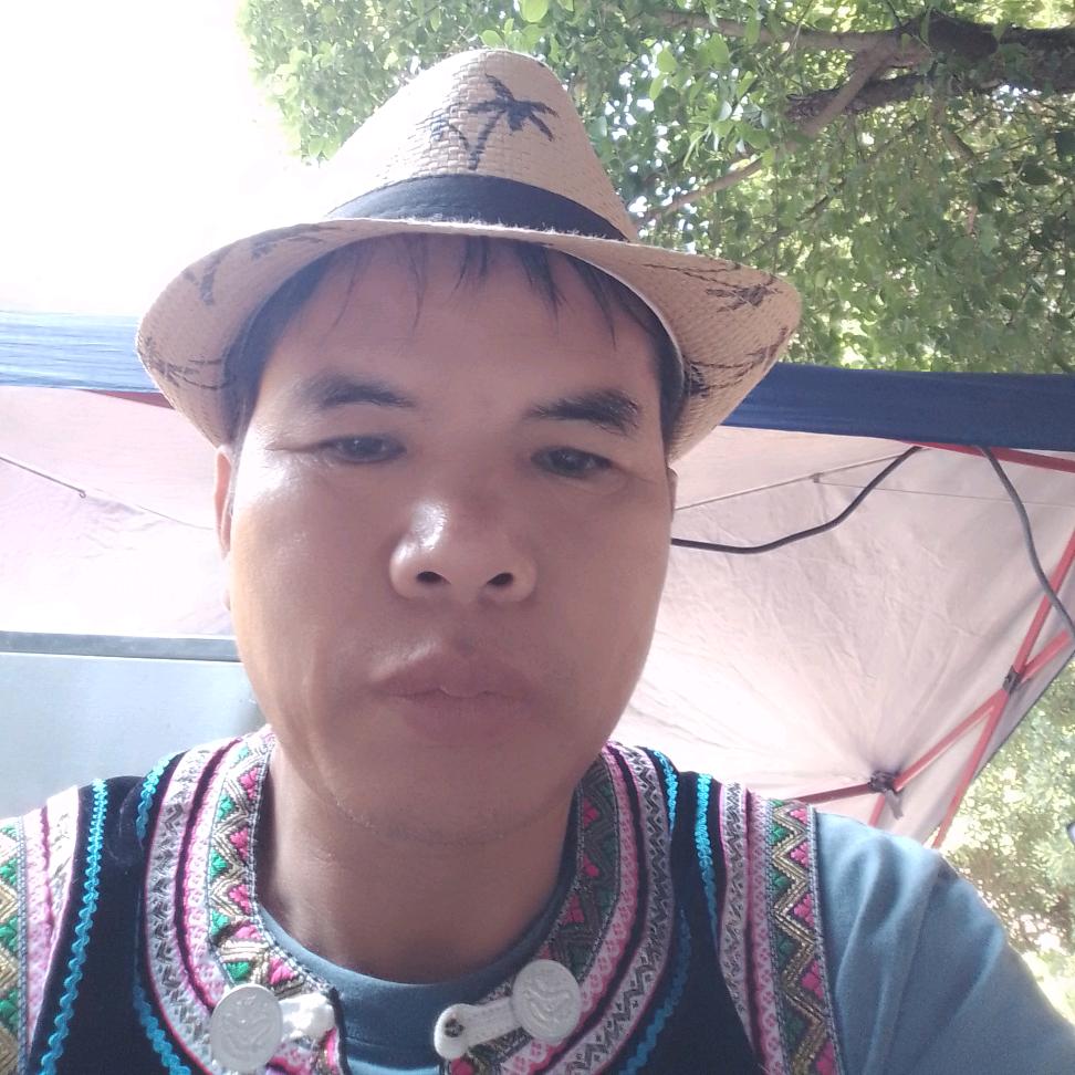 阿蓝开心吧🌴