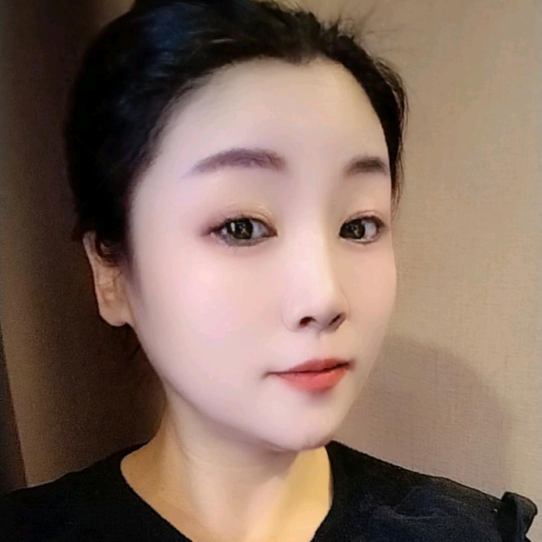 小眼睛