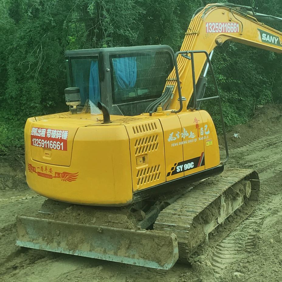 延安挖机常志成