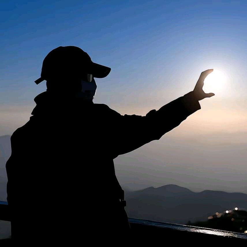 ꦻꦼ 爱意 🍂࿐