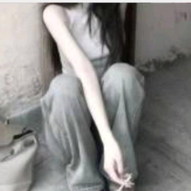 暗恋不配吃醋