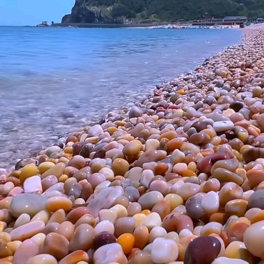 万美时尚鞋服小铺