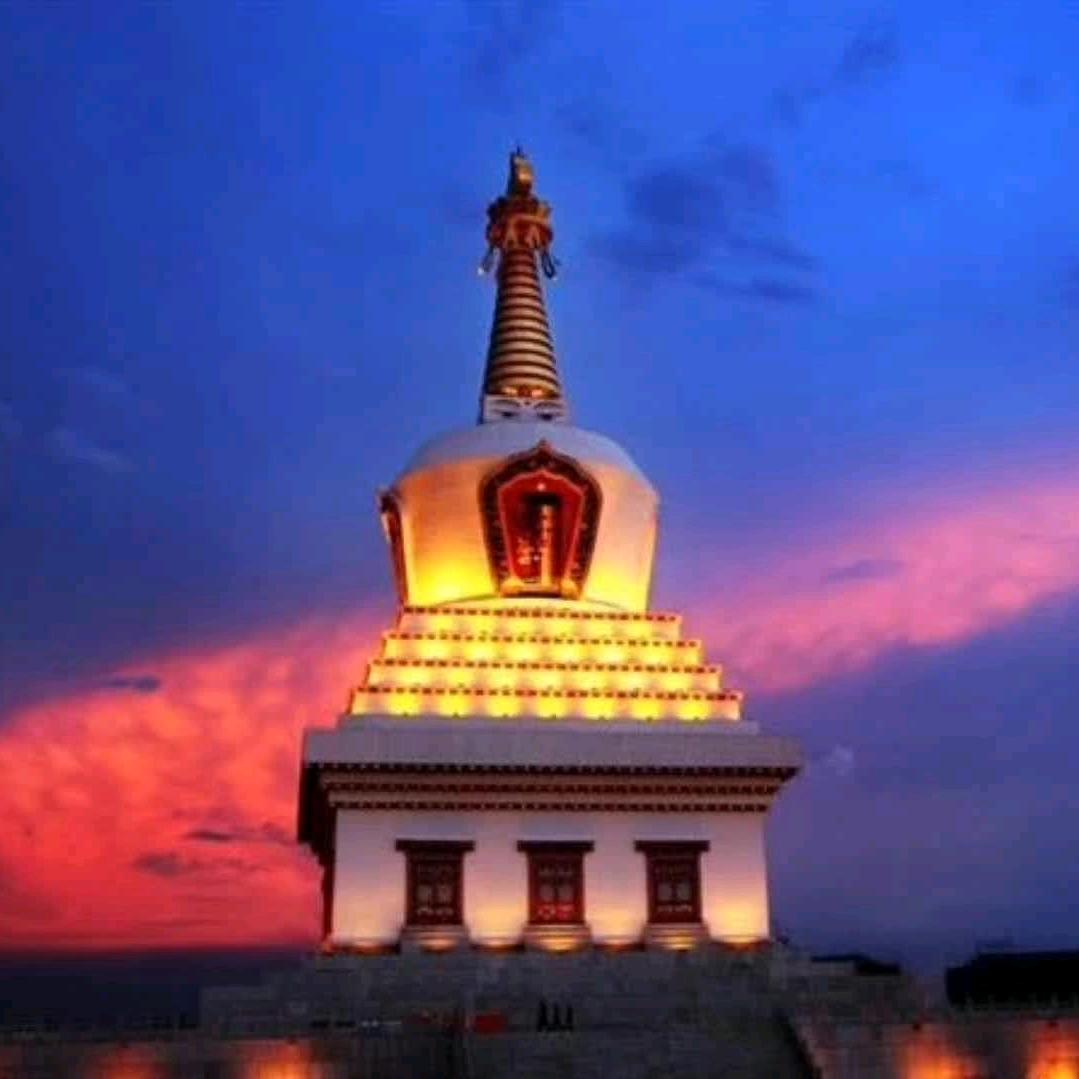 宝尔罕大佛塔