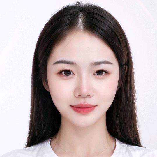 莫默在努力