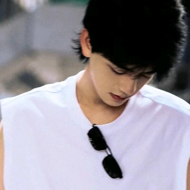 金湾游泳健身~顾泽