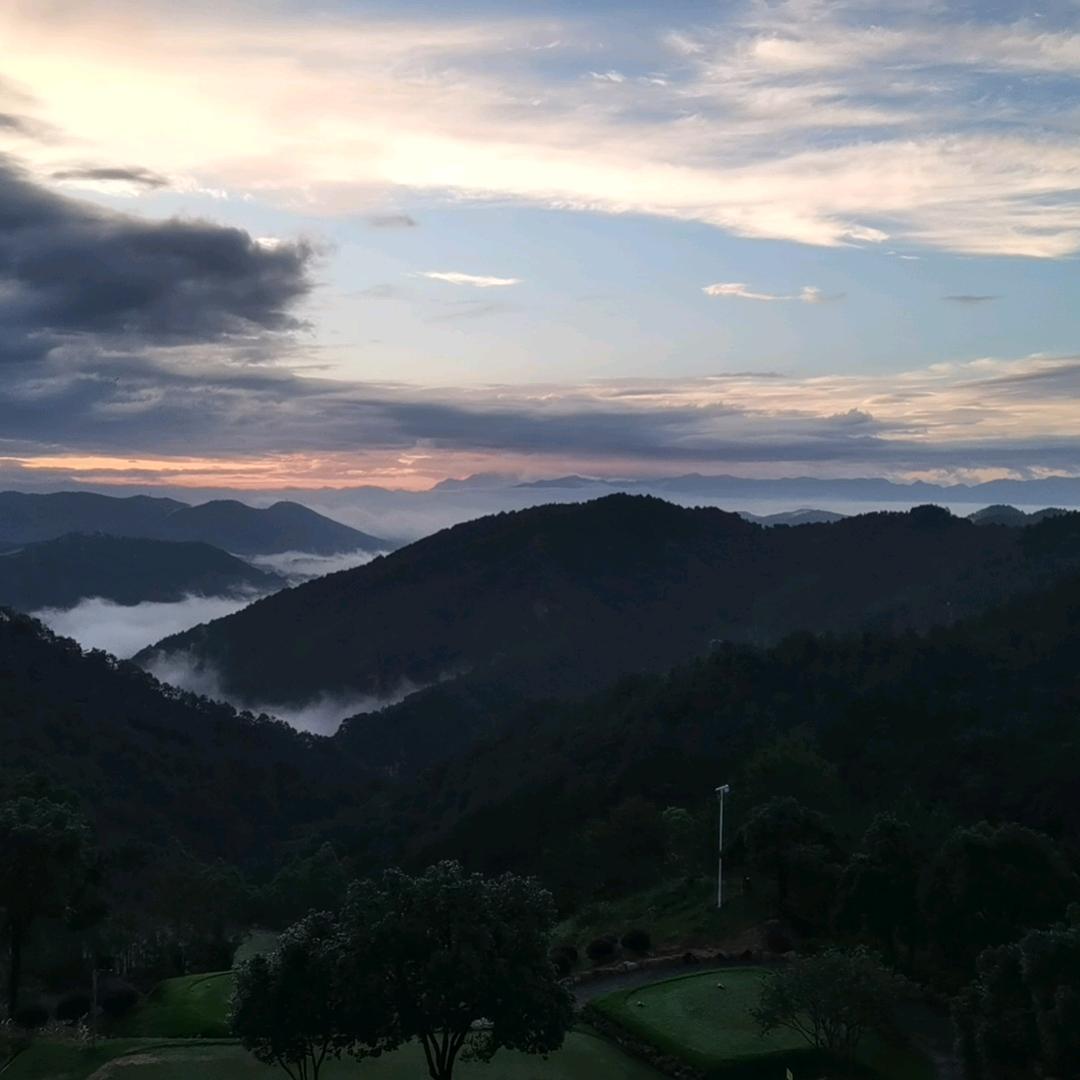 笑一笑💤👑🐲