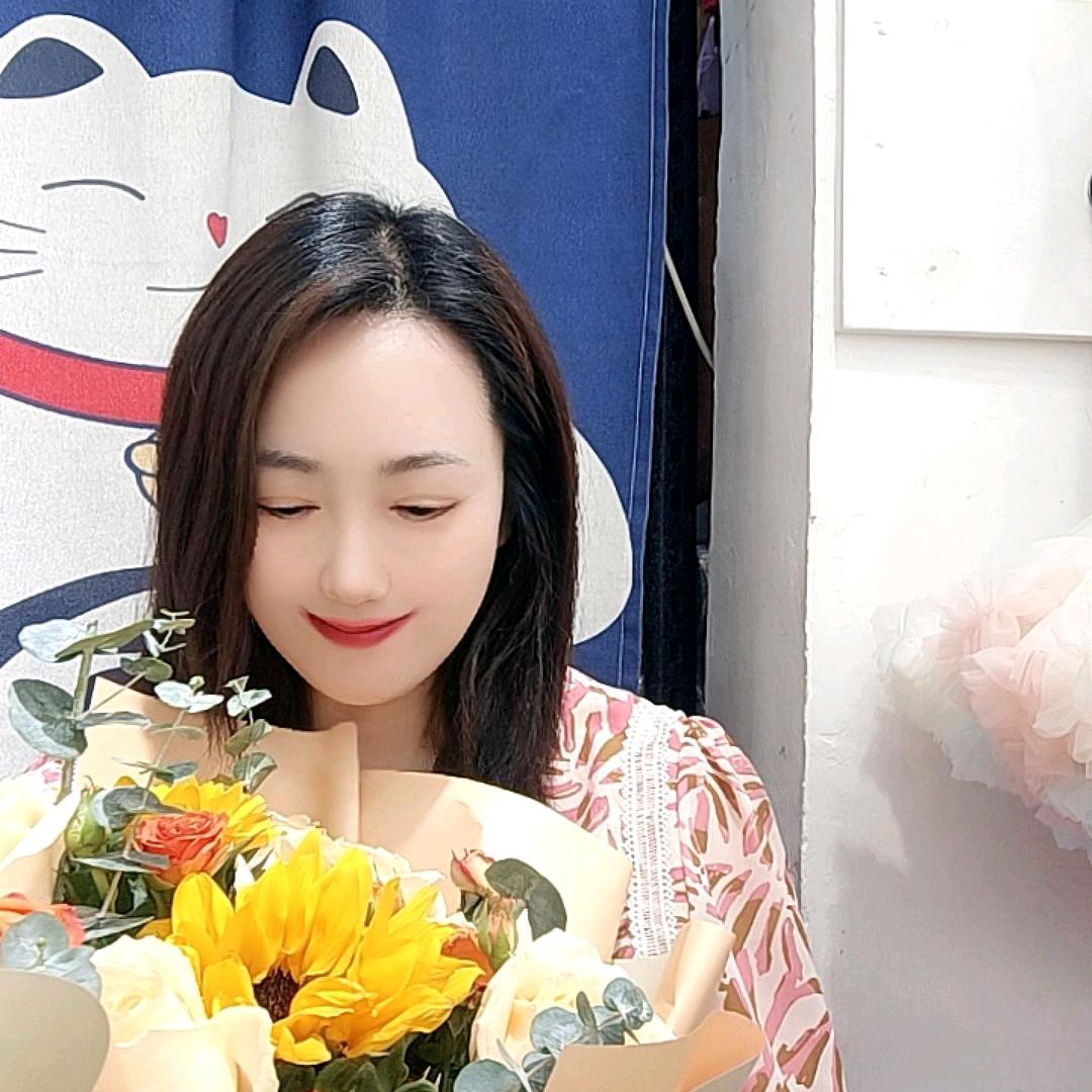 曲沃县笑猪嘟嘟服装店