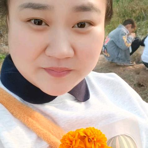 蔡蔡（纯手工绿豆沙）