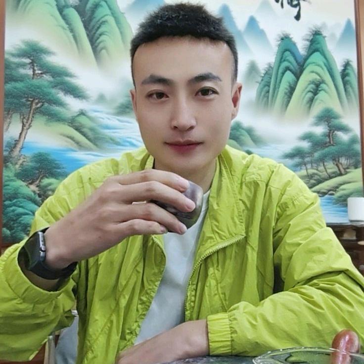 向芃péng宇