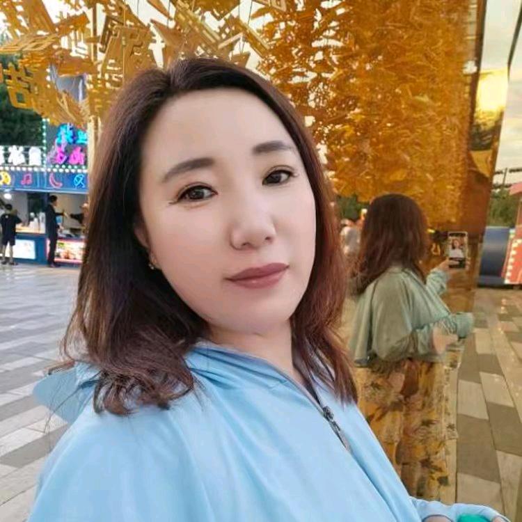 跑顺风车的东子姐姐