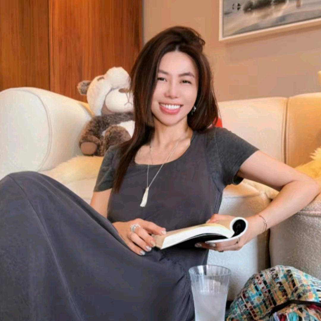 唐老板嘉玲姐（精品女装）